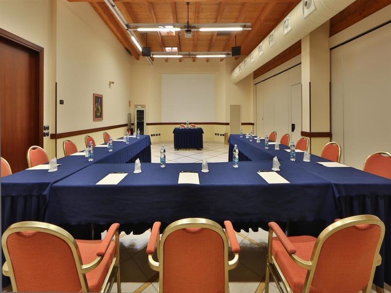 Best Western Classic Hotel Reggio Emilia Exteriör bild