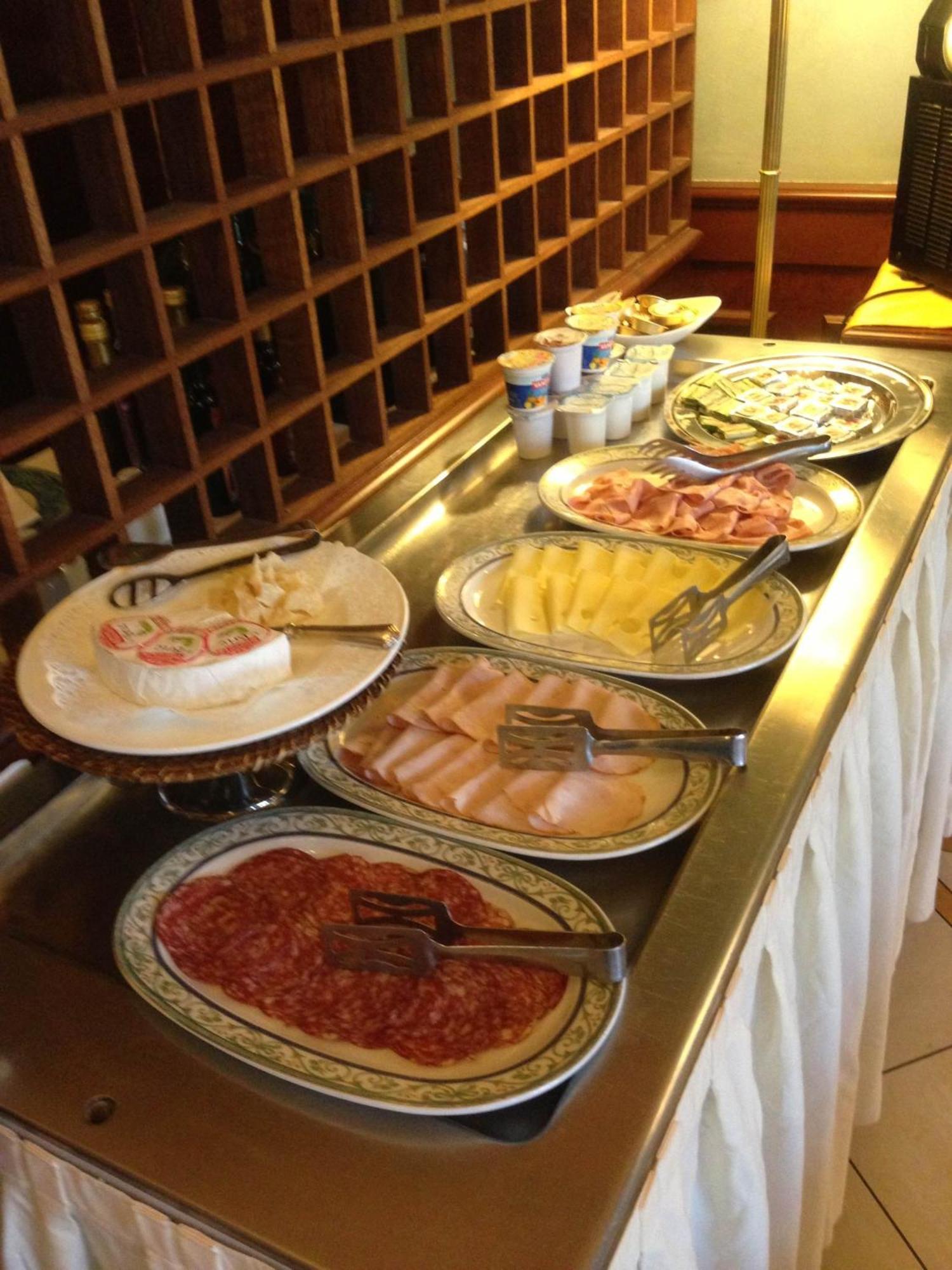 Best Western Classic Hotel Reggio Emilia Exteriör bild